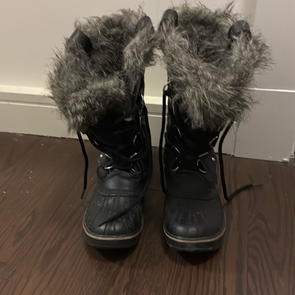 Sorel women’s snow boot